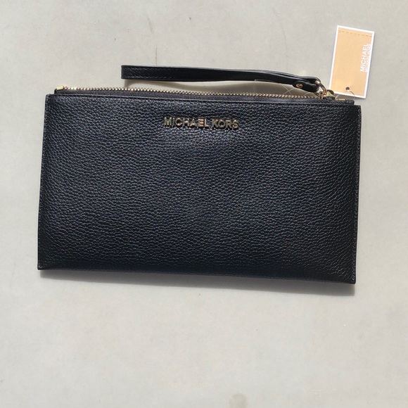 NWT Michael Kors Wristlet Clutch - Picture 1 of 5